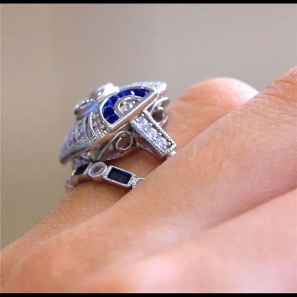 Beautiful two-ring set - Picture 2 of 6